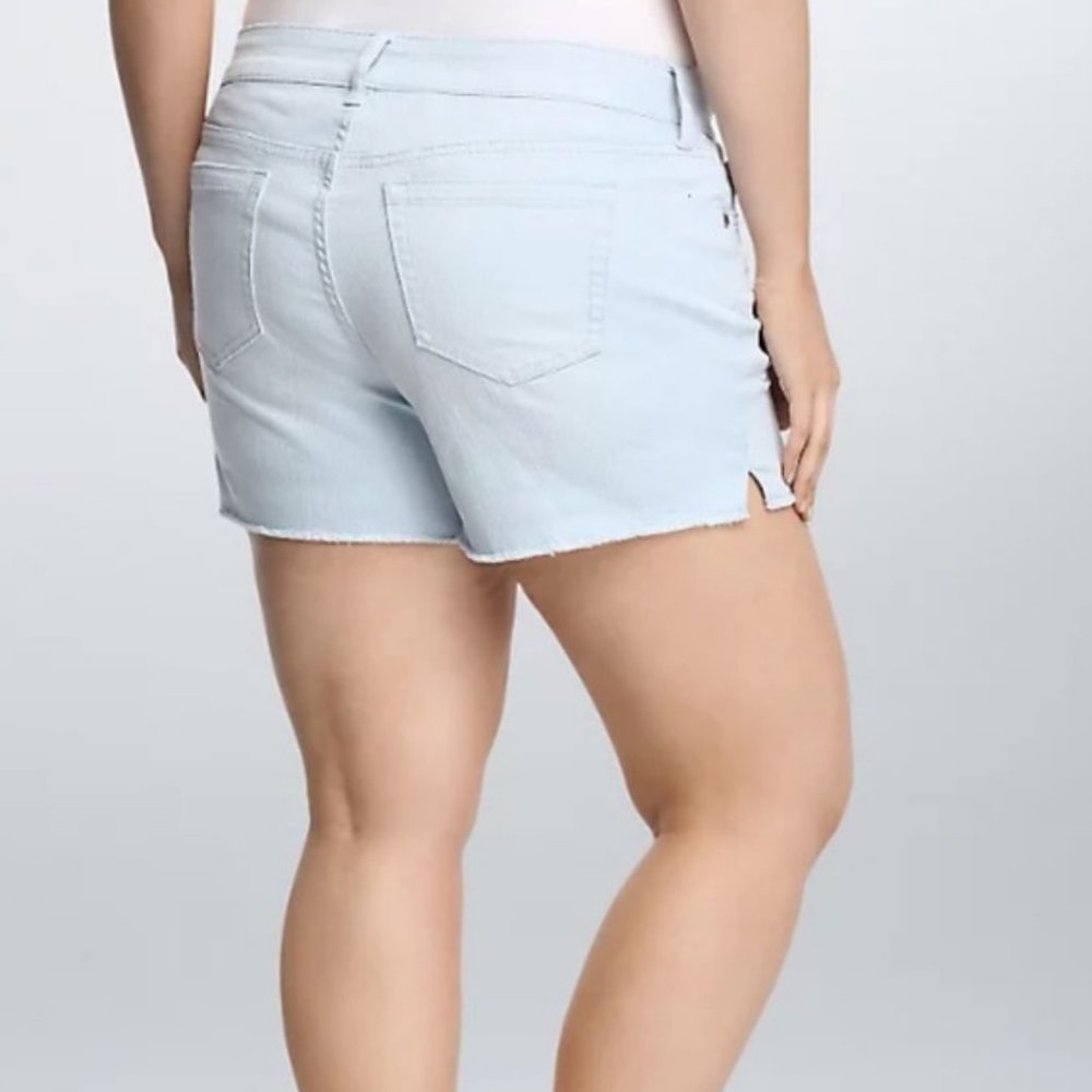 Torrid Skinny Shorts Pastel Wash - Picture 2 of 2